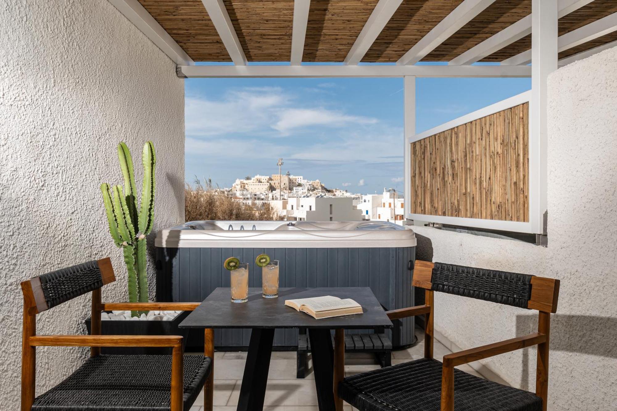 โรงแรมอนาโตลี Naxos City ภายนอก รูปภาพ